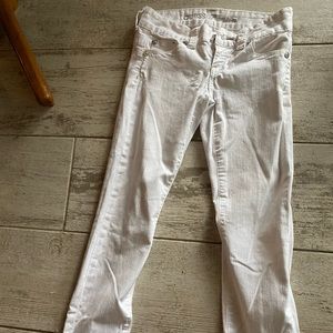 White guess jeans